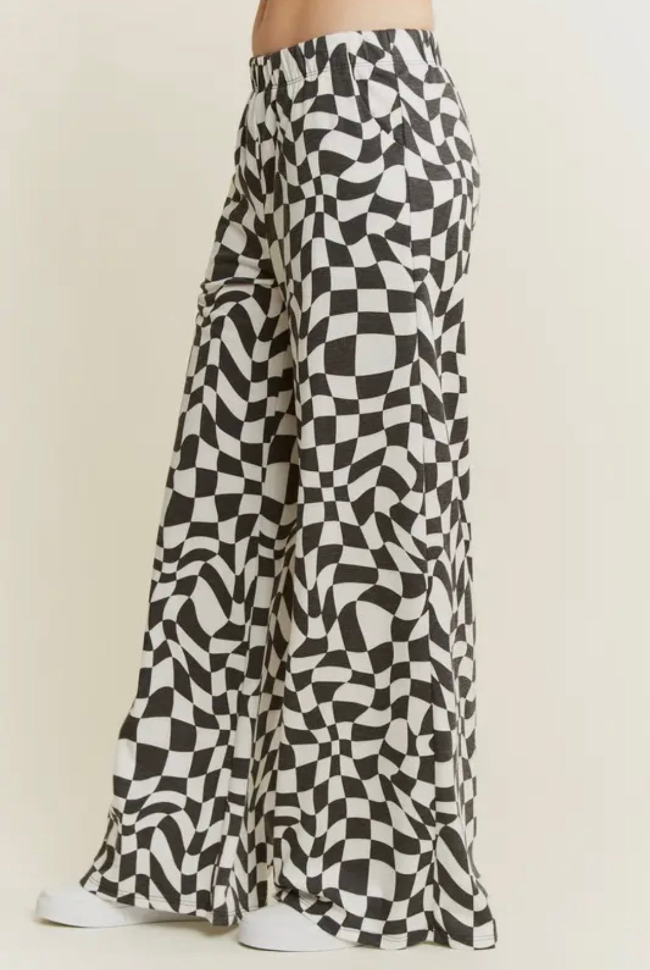 Wavy Checkered Knit Pants