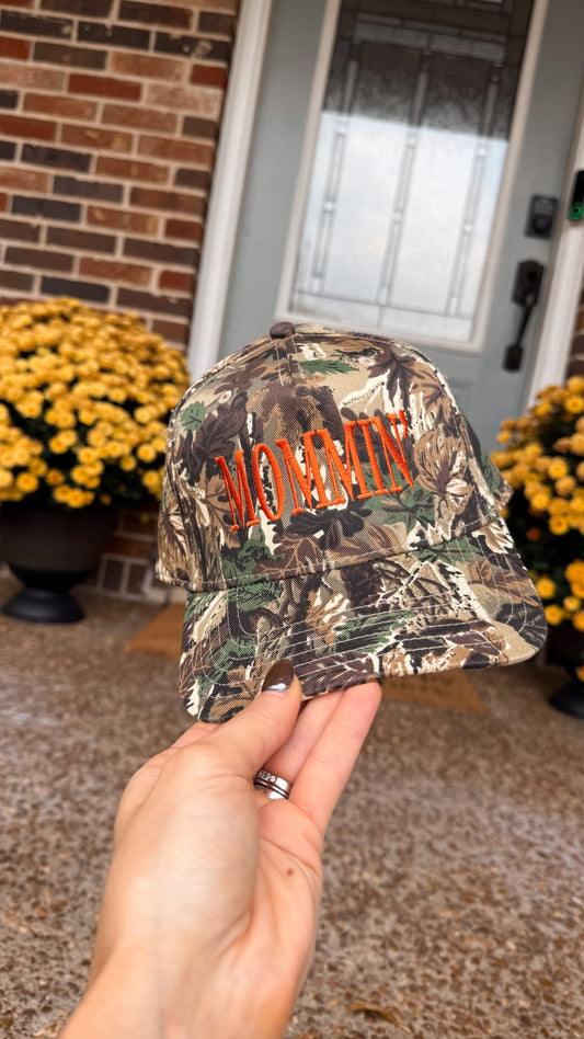 MOMMIN’ Camo Hat