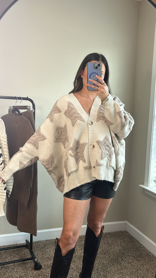 1 LEFT - Oh My Stars Oversized Cardigan