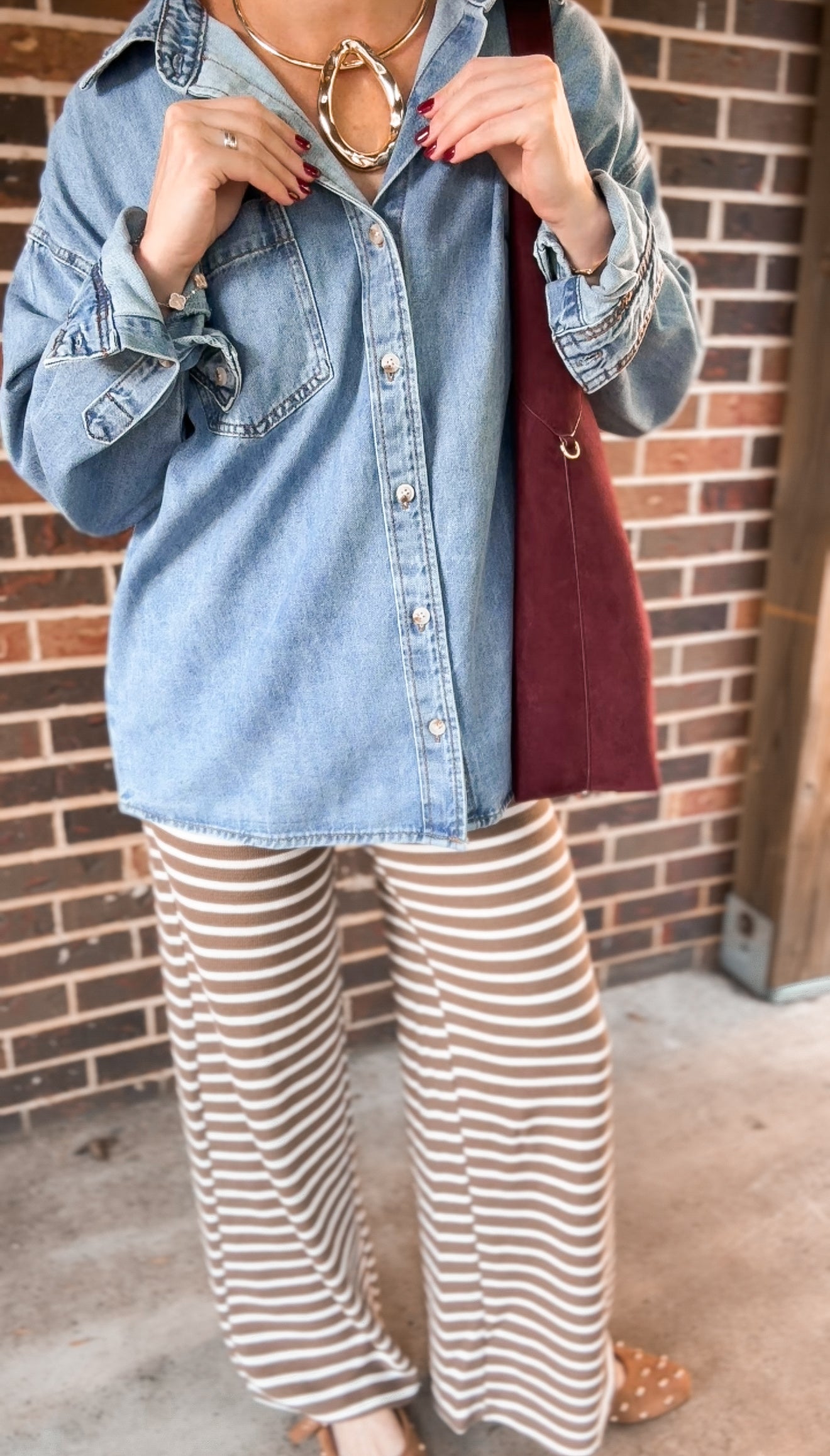 The Essential Denim Botton Down